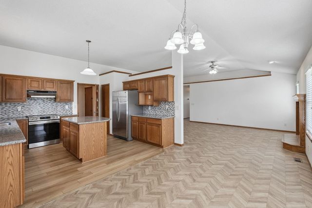 11432 E PINEMEADOW COURT, Wichita, KS 67206