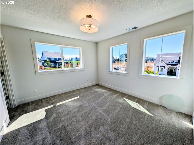 5492 Terra Cotta Se, Salem, OR 97306