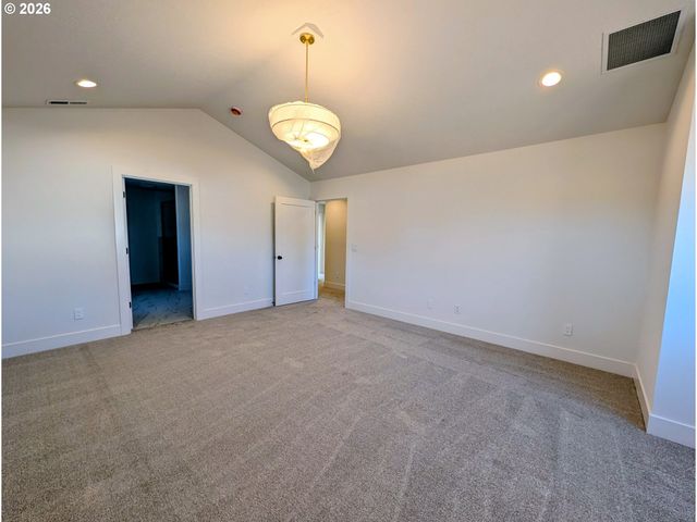 5492 Terra Cotta Se, Salem, OR 97306