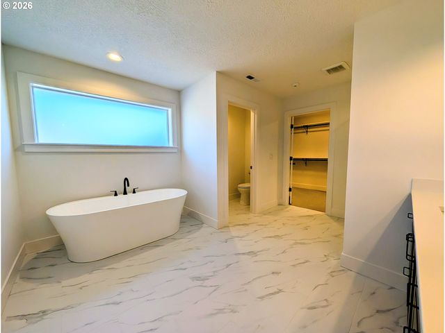 5492 Terra Cotta Se, Salem, OR 97306
