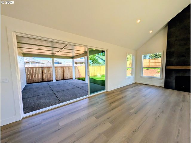 5492 Terra Cotta Se, Salem, OR 97306