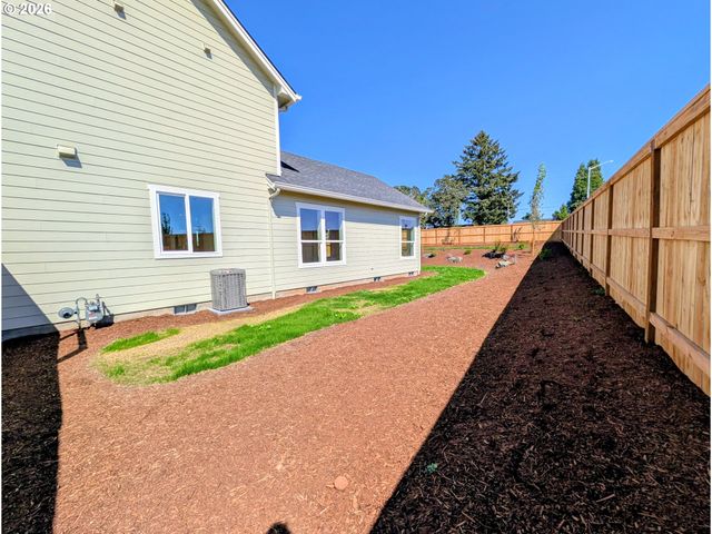 5492 Terra Cotta Se, Salem, OR 97306
