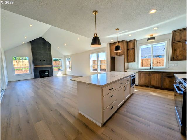 5492 Terra Cotta Se, Salem, OR 97306