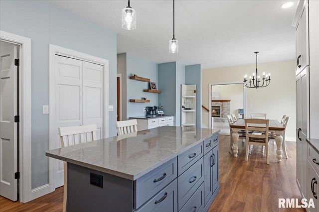 3608 Wittington Court, Springfield, IL 62704