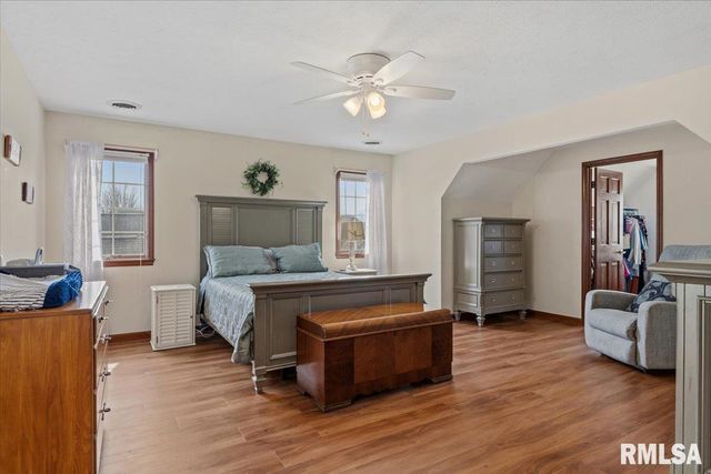 3608 Wittington Court, Springfield, IL 62704