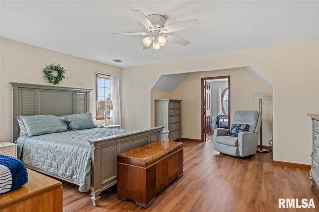 3608 Wittington Court, Springfield, IL 62704