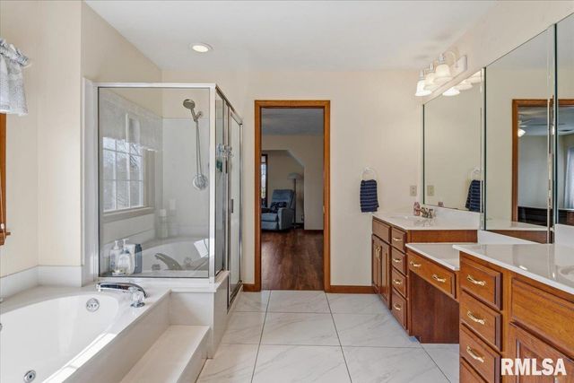 3608 Wittington Court, Springfield, IL 62704