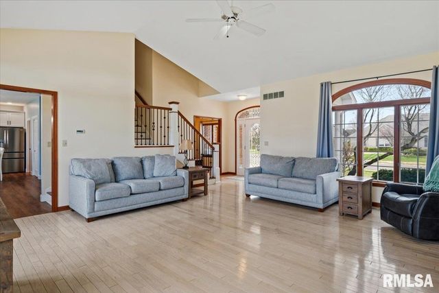 3608 Wittington Court, Springfield, IL 62704