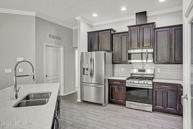 80 BALMORAL CASTLE Drive, Jacksonville, FL 32259