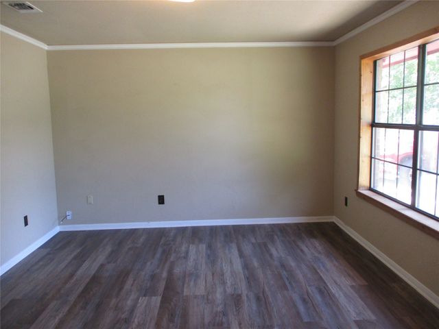 261 AIRPORT Road, Emory, TX 75440