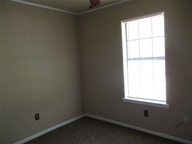 261 AIRPORT Road, Emory, TX 75440