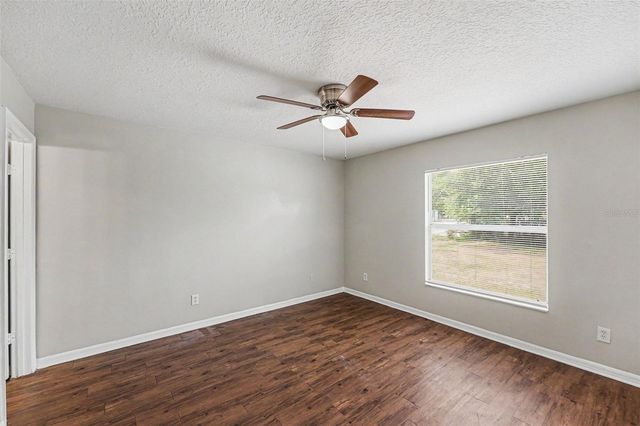 1602 E NORTH BAY STREET, Tampa, FL 33610