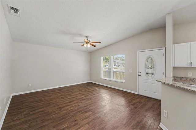 1602 E NORTH BAY STREET, Tampa, FL 33610