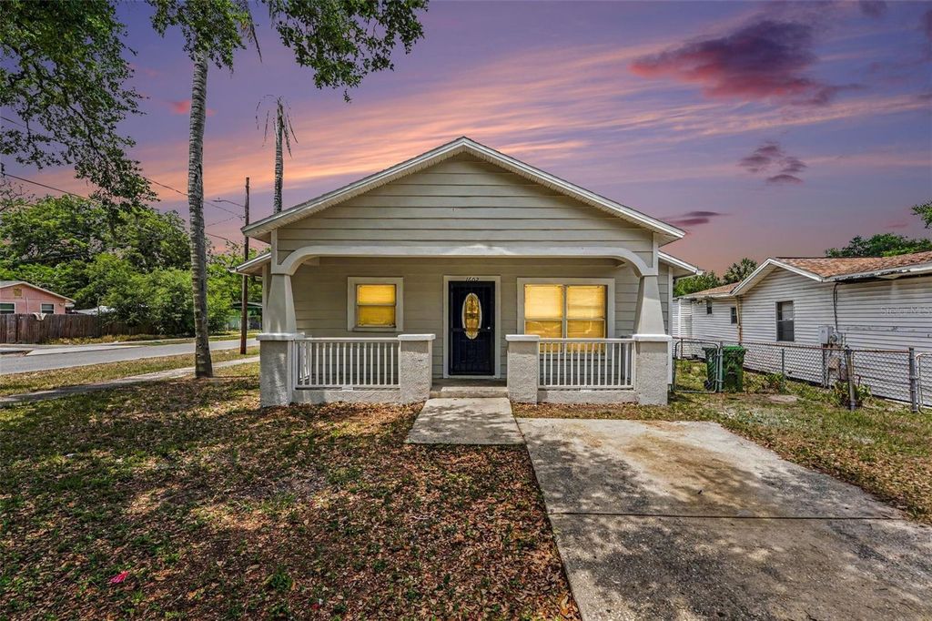 1602 E NORTH BAY STREET, Tampa, FL 33610