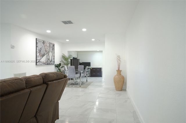 4391 NW 12th Ter, Deerfield Beach, FL 33064