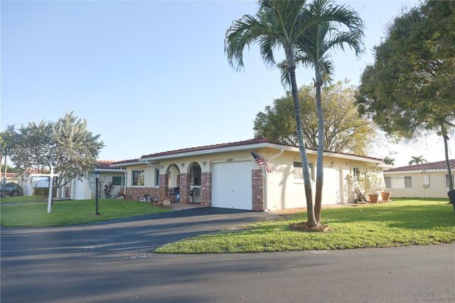 4391 NW 12th Ter, Deerfield Beach, FL 33064