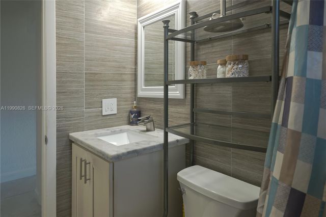 4391 NW 12th Ter, Deerfield Beach, FL 33064