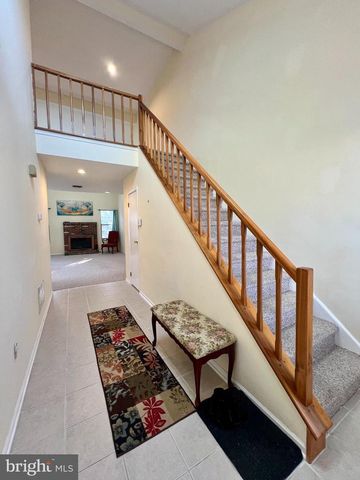 5 EMILY CT, Robbinsville, NJ 08691