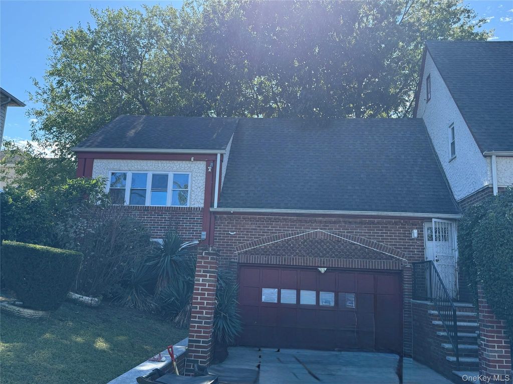 19402 109th Road, Saint Albans, NY 11412 — photo 4