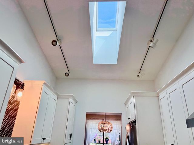 37 GALLO, Lawrence, NJ 08648