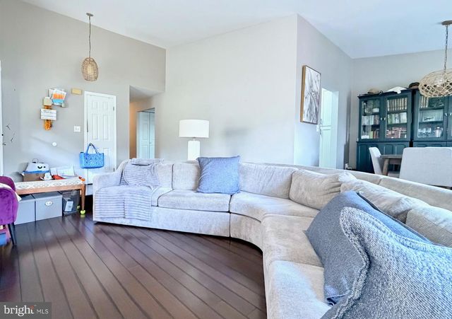 37 GALLO, Lawrence, NJ 08648