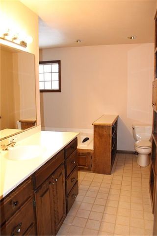 2307 S Homer Street, Pittsburg, KS 66762