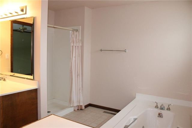 2307 S Homer Street, Pittsburg, KS 66762