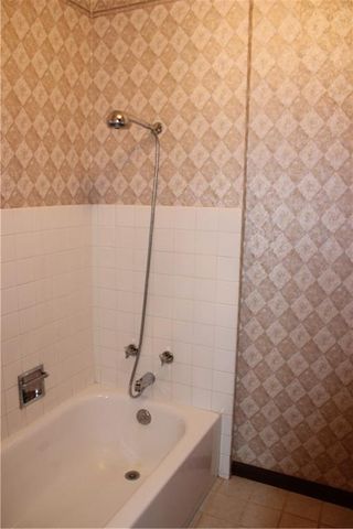 2307 S Homer Street, Pittsburg, KS 66762