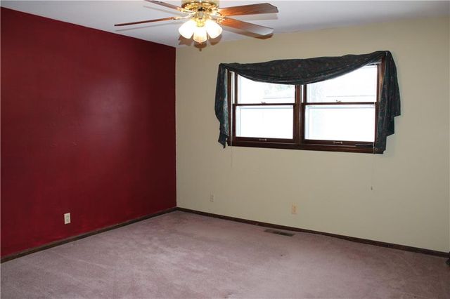 2307 S Homer Street, Pittsburg, KS 66762