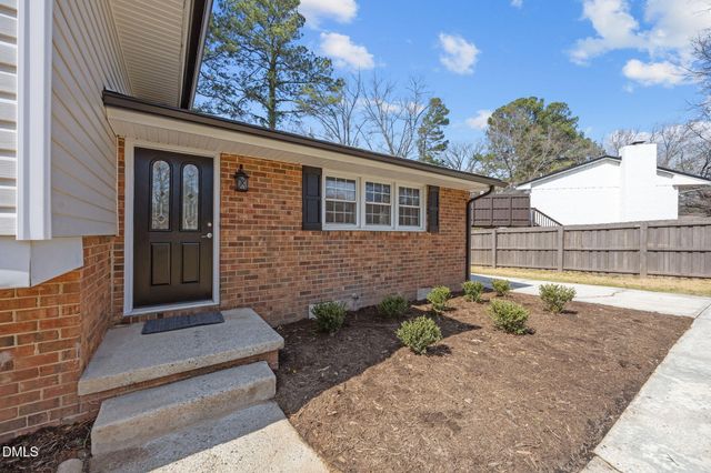 3521 Huntleigh Drive, Raleigh, NC 27604