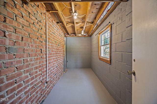 3521 Huntleigh Drive, Raleigh, NC 27604