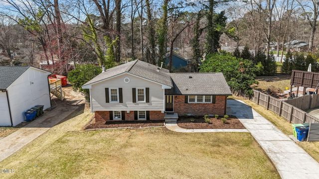 3521 Huntleigh Drive, Raleigh, NC 27604