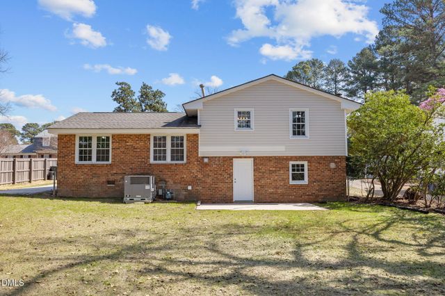 3521 Huntleigh Drive, Raleigh, NC 27604