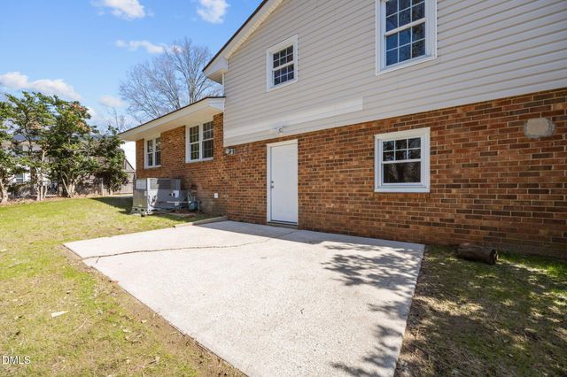 3521 Huntleigh Drive, Raleigh, NC 27604