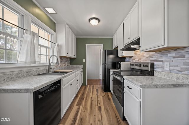 3521 Huntleigh Drive, Raleigh, NC 27604