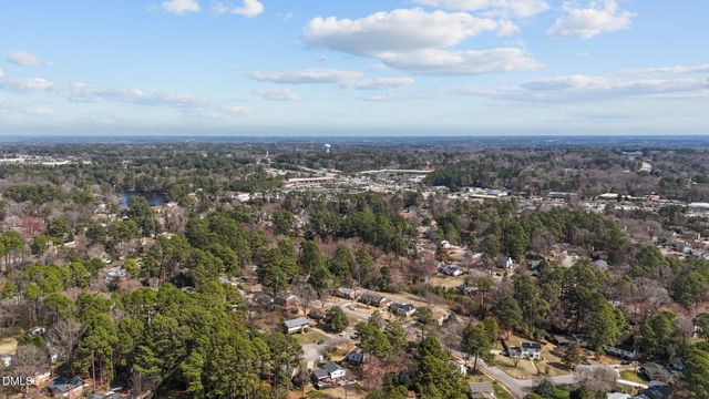 3521 Huntleigh Drive, Raleigh, NC 27604