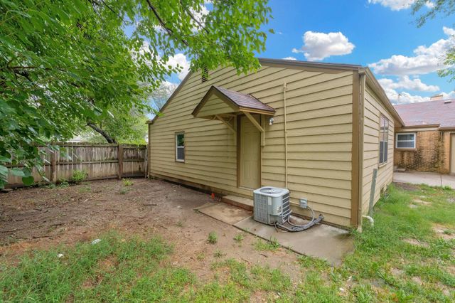 605 S Mission, Wichita, KS 67207