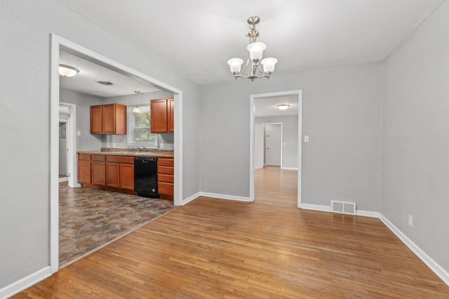 605 S Mission, Wichita, KS 67207