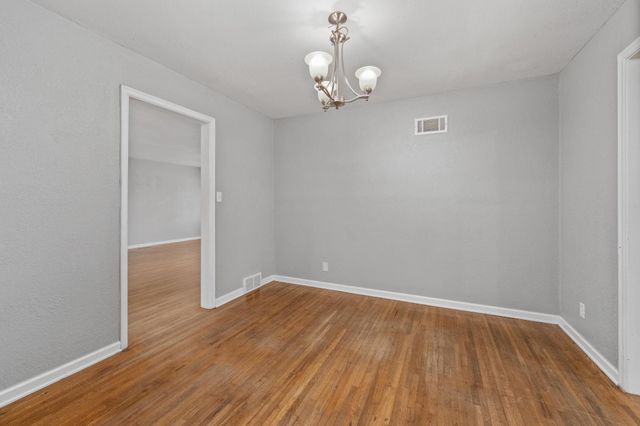 605 S Mission, Wichita, KS 67207