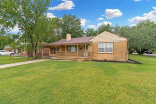 605 S Mission, Wichita, KS 67207