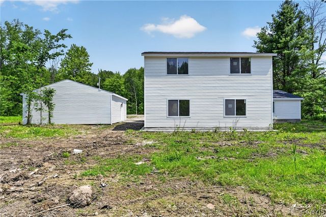 2433 County Route 6, Volney, NY 13069