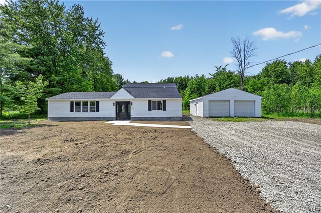2433 County Route 6, Volney, NY 13069