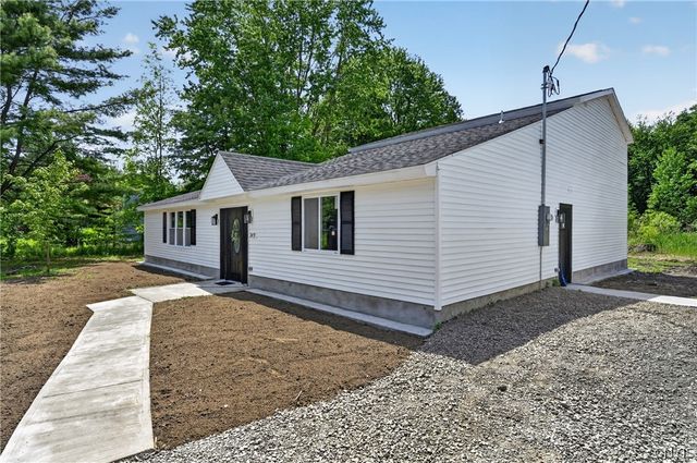 2433 County Route 6, Volney, NY 13069