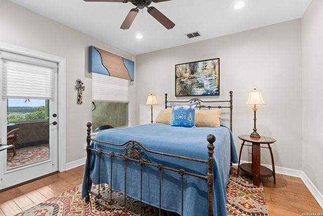 136 Park Ridge, Boerne, TX 78006