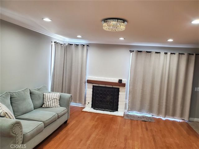 14435 Valerio 15, Van Nuys, CA 91405