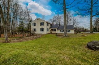 232 Windcrest Drive, Camillus, NY 13031