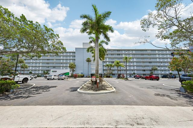 5500 NW 2nd Avenue 614, Boca Raton, FL 33487