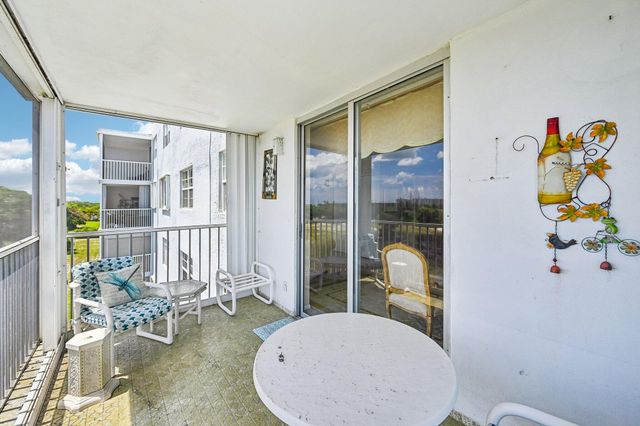 5500 NW 2nd Avenue 614, Boca Raton, FL 33487