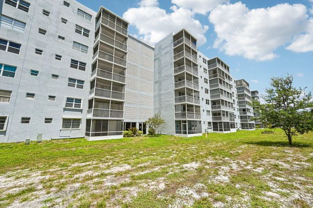 5500 NW 2nd Avenue 614, Boca Raton, FL 33487