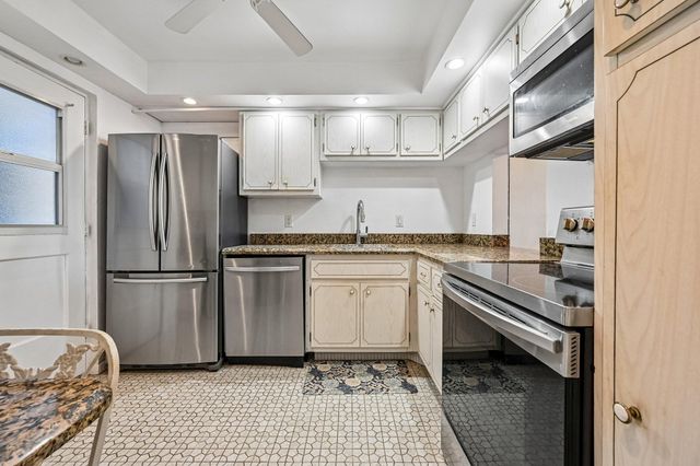 5500 NW 2nd Avenue 614, Boca Raton, FL 33487